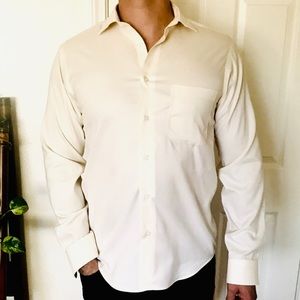 Slim fit dress shirt